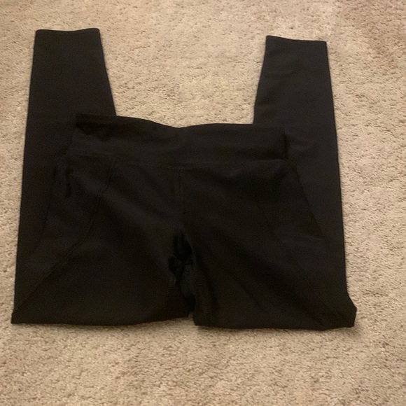NWOT Size Large (10-12) Old Navy Active Powersoft Black Leggings - Picture 2 of 4